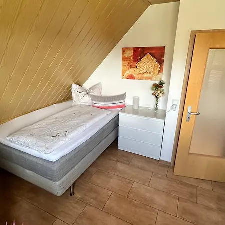 Gaestezimmer Zum Waldsachsener Grund アパート