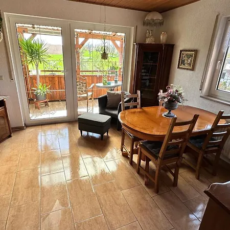 Gaestezimmer Zum Waldsachsener Grund アパート