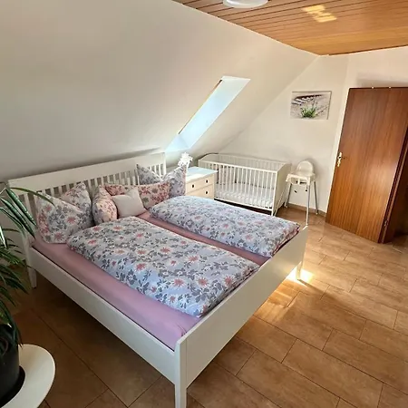 Apartment Gästezimmer Zum Waldsachsener Grund *