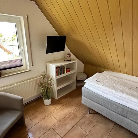アパート Gaestezimmer Zum Waldsachsener Grund